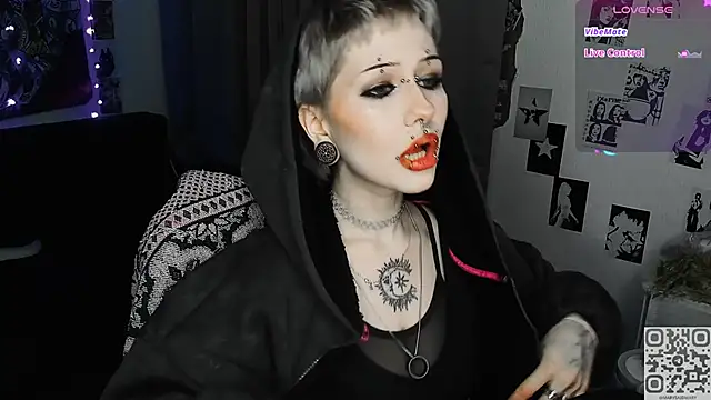 say mary online show from April 14, 7:42 pm