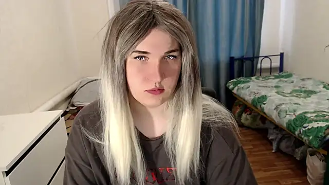 EvaMiron online show from April 13, 4:40 am