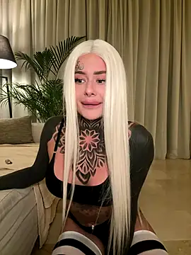 bambixboo online show from November 9, 9:13 pm