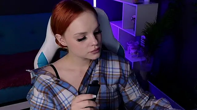 Snapshot of KristiRosee chatting on January 28, 10:56 am KristiRosee online show from January 28, 10:56 am