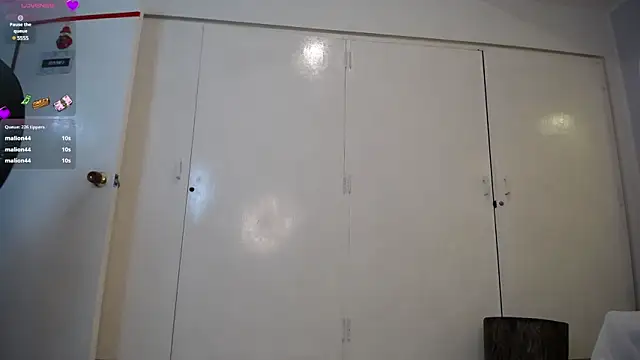 Snapshot of genesis_moretz chatting on December 19, 10:02 am genesis moretz online show from December 19, 10:02 am