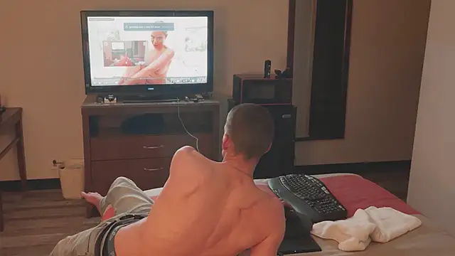 Snapshot of HARD_2QUIT chatting on January 23, 7:43 am HARD 2QUIT online show from January 23, 7:43 am