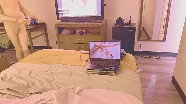 Snapshot of HARD_2QUIT chatting on January 30, 9:47 am HARD 2QUIT online show from January 30, 9:47 am