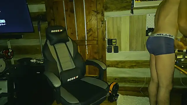 Snapshot of HARD_2QUIT chatting on September 30, 7:46 am HARD 2QUIT online show from September 30, 7:46 am