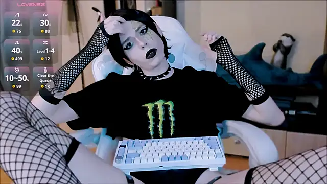 FemAlexa  online show from April 10, 5:17 pm