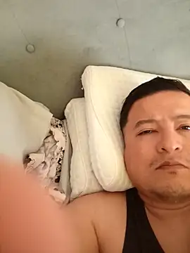 Snapshot of LusoCol chatting on October 20, 10:38 am LusoCol online show from October 20, 10:38 am