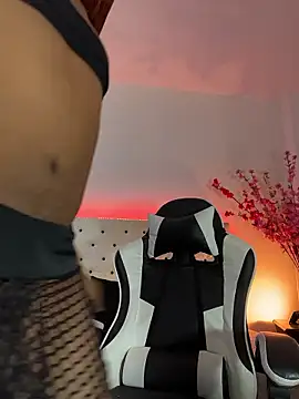 Elektra Queen online show from January 16, 1:15 pm