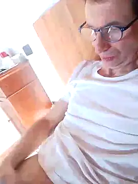 Snapshot of Anastasio33 chatting on January 12, 10:23 am Anastasio33 online show from January 12, 10:23 am