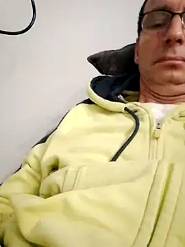 Snapshot of Anastasio33 chatting on September 17, 5:31 am Anastasio33 online show from September 17, 5:31 am