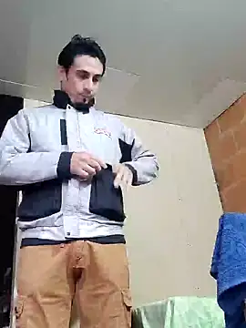 Snapshot of Rejy1992 chatting on December 31, 11:42 am Rejy1992 online show from December 31, 11:42 am