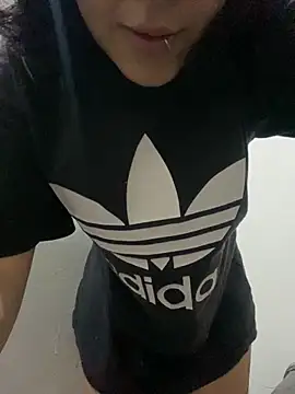 Snapshot of florchu7 chatting on December 5, 5:38 am florchu7 online show from December 5, 5:38 am