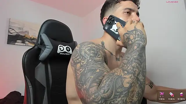 LucianSinclair online show from December 14, 2:34 am