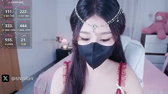 Snapshot of PimChanOK chatting on February 20, 5:55 am PimChanOK online show from February 20, 5:55 am