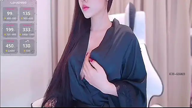 PimChanOK online show from April 1, 1:23 pm