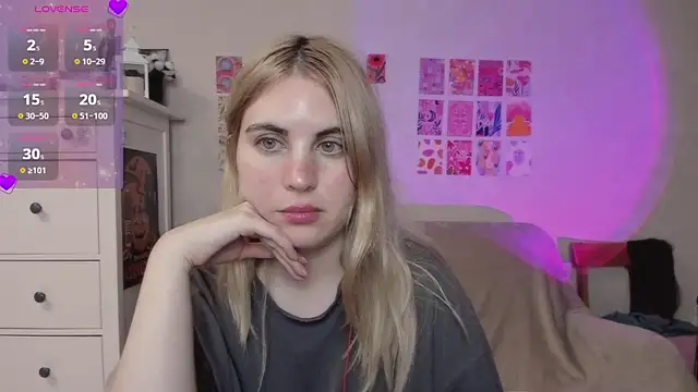 pawpaws online show from February 1, 2:24 pm