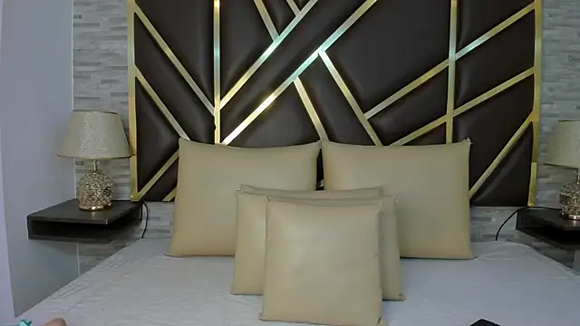 ValeriaRioz online show from April 6, 11:44 am