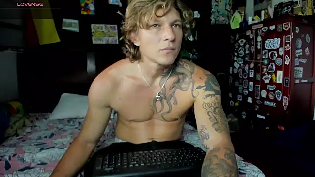 Tom Krakow online show from October 1, 9:10 pm