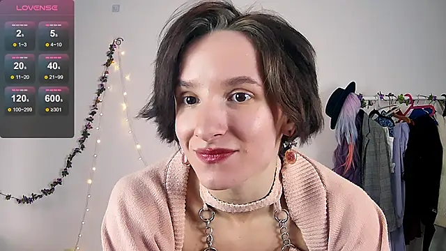 Snapshot of Violet_Veliya chatting on September 19, 3:24 pm Violet Veliya online show from September 19, 3:24 pm