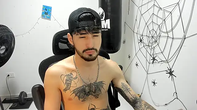 DmitriSanders online show from February 18, 10:50 pm