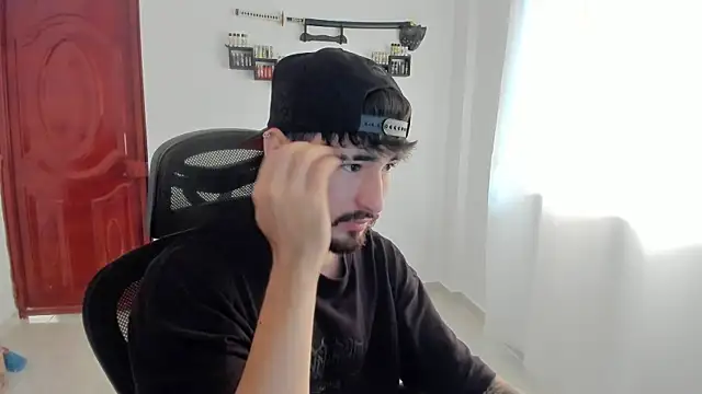 DmitriSanders online show from April 8, 4:29 pm