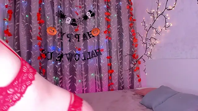 space cowgirl online show from November 18, 10:20 am