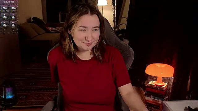 Megan  Hart online show from February 21, 11:43 pm