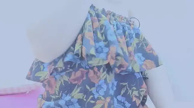 Linh diudang online show from March 17, 1:29 pm