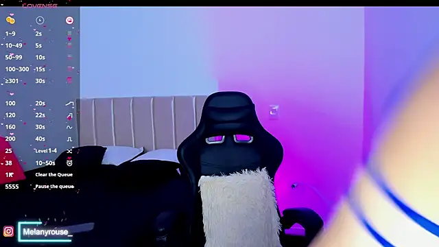 Snapshot of melanyrouse1 chatting on February 15, 7:17 pm melanyrouse1 online show from February 15, 7:17 pm