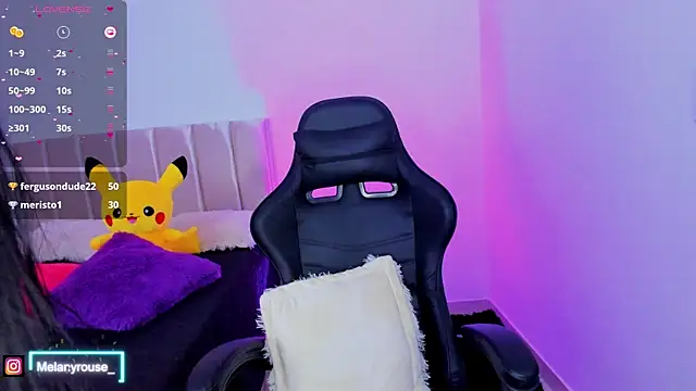 Snapshot of melanyrouse1 chatting on March 20, 1:46 am melanyrouse1 online show from March 20, 1:46 am