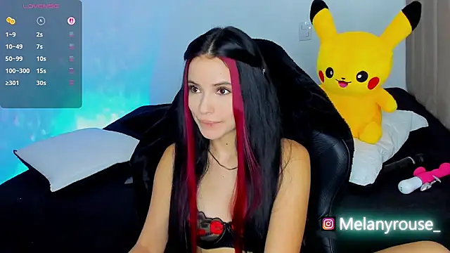 Snapshot of melanyrouse1 chatting on October 25, 8:25 pm melanyrouse1 online show from October 25, 8:25 pm