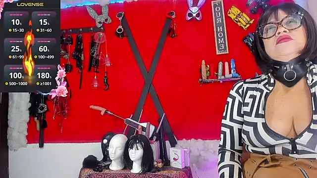 jena derboo online show from October 5, 10:24 am