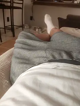 Snapshot of dredre1069 chatting on November 5, 2:39 pm dredre1069 online show from November 5, 2:39 pm