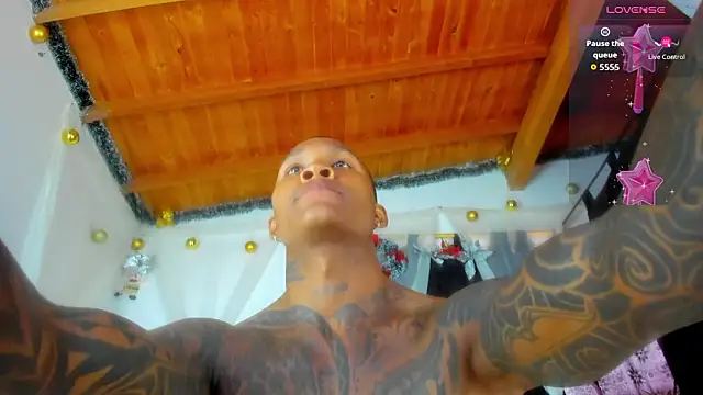 esteveen ortegas  online show from February 1, 3:21 pm