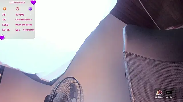 alicee smithh1 online show from February 12, 4:55 pm