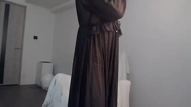 Snapshot of Lily_0000 chatting on January 19, 3:42 pm Lily 0000 online show from January 19, 3:42 pm