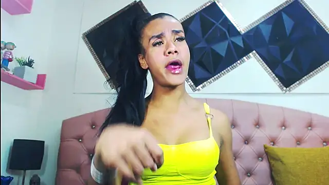 andrea safeira doll online show from October 29, 8:21 pm