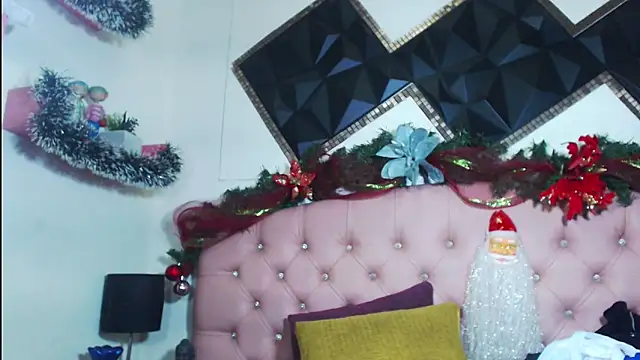 Snapshot of andrea_safeira_doll chatting on December 20, 7:32 pm andrea safeira doll online show from December 20, 7:32 pm