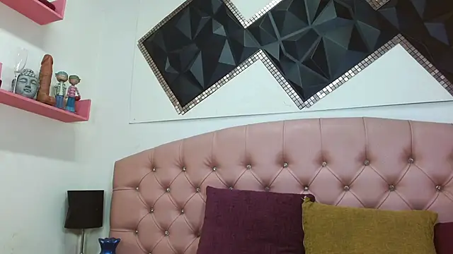 Snapshot of andrea_safeira_doll chatting on February 26, 8:30 pm andrea safeira doll online show from February 26, 8:30 pm