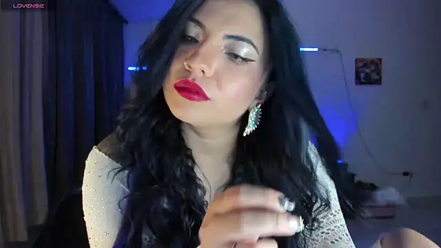 black wiidow online show from April 9, 3:50 am