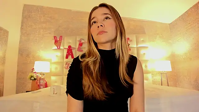 Lezy  online show from February 15, 7:43 pm