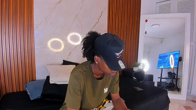 BRYXXXON1 online show from February 13, 3:03 pm