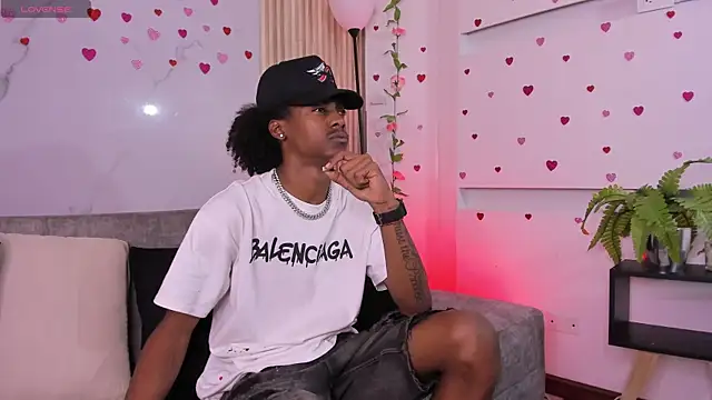 BRYXXXON1 online show from March 3, 1:53 pm