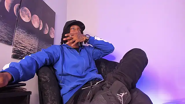 BRYXXXON1 online show from October 11, 4:05 pm