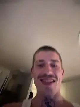 bosnianhot online show from April 18, 11:27 pm