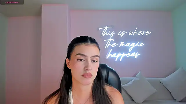 Snapshot of PaulinaSantos_ chatting on September 25, 7:28 pm PaulinaSantos online show from September 25, 7:28 pm