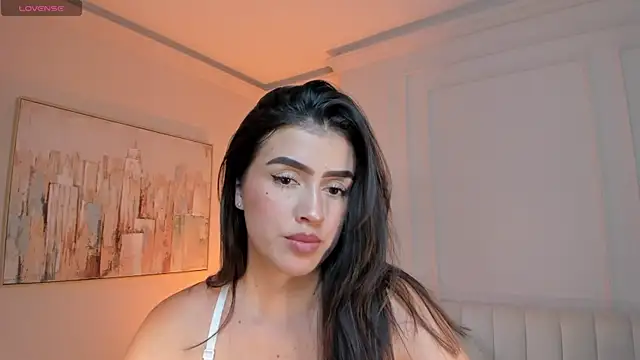 PaulinaSantos  online show from April 7, 7:14 pm