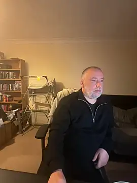 Snapshot of LondonTeffy chatting on October 21, 9:15 pm LondonTeffy online show from October 21, 9:15 pm