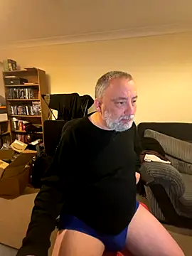 Snapshot of LondonTeffy chatting on November 11, 10:32 pm LondonTeffy online show from November 11, 10:32 pm