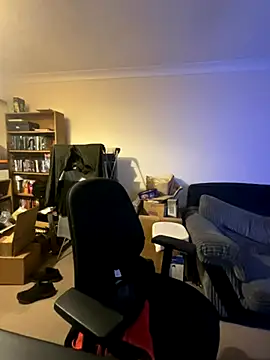 Snapshot of LondonTeffy chatting on November 17, 9:31 pm LondonTeffy online show from November 17, 9:31 pm