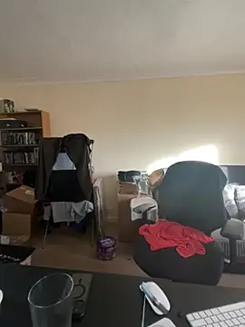 Snapshot of LondonTeffy chatting on November 20, 10:04 am LondonTeffy online show from November 20, 10:04 am